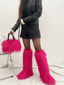 Ensemble bottes de neige en fausse fourrure rose vif et sac à main assorti pour femmes