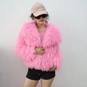Chaqueta rosa de piel sintética para mujer con textura de lana rizada y solapas anchas