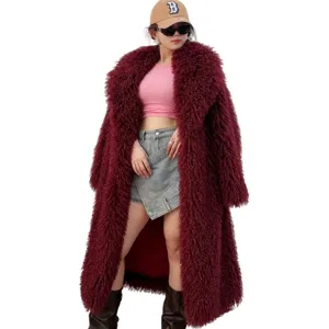 Long manteau chic en fausse fourrure de mouton de Mongolie bordeaux pour femme