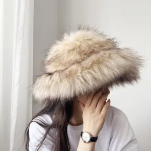Warmer, flauschiger Fischerhut aus Fuchspelzimitat mit breiter Krempe für den Winter