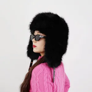 Stilvolle schwarze Kunstpelz-Ushanka-Mütze mit Ohrenklappen für Outdoor-Winteraktivitäten