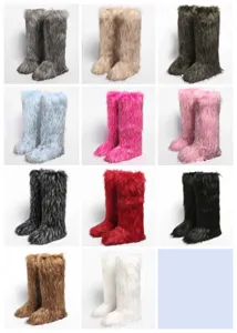 Vielfarbige Kniehohe Schneestiefel aus Kunstpelz im Y2K-Stil-Kollage