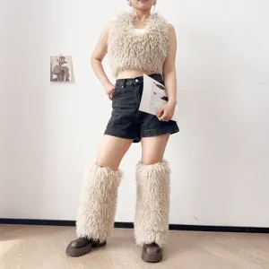 Scaldamuscoli Y2K in ecopelliccia crema per donna, stile streetwear invernale chic