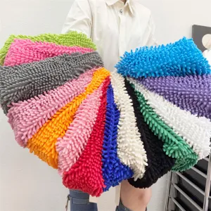 Sacs fourre-tout colorés en peluche chenille aux couleurs de bonbons, texture douce.