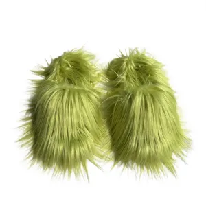 Pantoufles en fausse fourrure vert lime style punk Y2K confortables vue détaillée