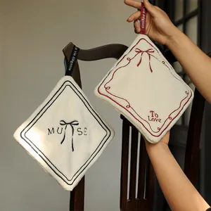 Thickened Absorbent Hand Towel Bowknot Embroidery Soft Coral Fleece Hanging Hand Towel For Kitchen Bathroom
