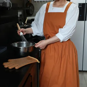 Delantal de cocina plisado de algodón naranja repelente al agua para hornear.