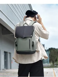 Mochila casual de gran capacidad para hombre viaje al aire libre portátil ligero detalle