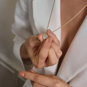 Elegante goldene Herz Halskette aus Edelstahl mit verstellbarem Strassanhänger für Damen