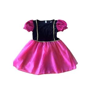 Kinder Mädchen rosa Prinzessin Kleid, schwarzes Samtoberteil mit Goldrand für Party.