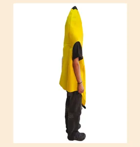 Vue detaillee du costume de banane rigolo, tenue fruit jaune pour fete de deguisement.