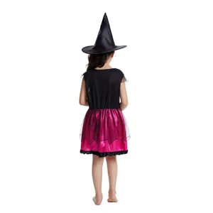 Vue arrière de déguisement de sorcière pour enfants avec chapeau pointu et jupe rose.