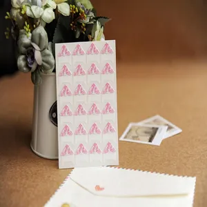 Floral photo corner stickers for scrapbooking, 24 pieces per sheet, DIY picture mount mounts.