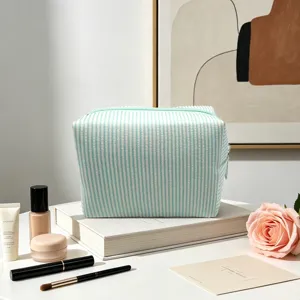 Trousse de maquillage seersucker rayée vert menthe grande capacité pochette de voyage organisateur