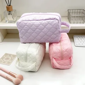 Quilted makeup bag large capacity travel toiletry organizer handbag for cosmetics daily use