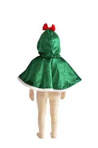 Kids Christmas green velvet hooded cape with white faux fur trim and red bow for holiday party.