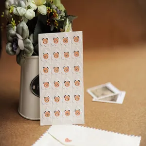 Cartoon paper corner stickers for DIY photo albums, cute bear design for photo mounting details