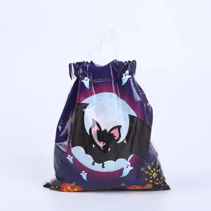Halloween Geschenktüte aus Plastik mit Fledermaus und Kürbis Motiv für Süßigkeiten Detail
