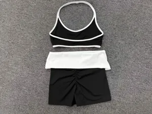 Detailansicht Schwarz Weiss Halfter Yoga Set, Kontrast Top, Umschlag Taille Shorts
