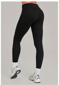 Zwarte hoge taille yoga broek voor vrouwen, ademende sportlegging voor fitness en hardlopen.
