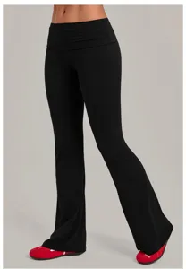 Pantalon de yoga noir à taille repliée, détails de leggings de sport moulants et secs.