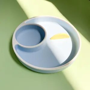 Silicone baby partitioned plate, durable anti-drop infant feeding dish with compartments.