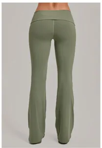 Pantalon de yoga évasé vert olive à taille repliée, pantalon de sport push-up séchage.