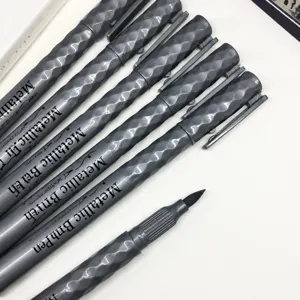 Set di penne a pennello metalliche grigie, penne calligrafiche con punta morbida per scrittura.