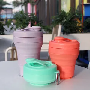 Tragbarer 600ml faltbarer Silikon Strohhalm Becher, Outdoor Reise Teleskop Wasserflasche.