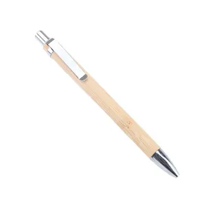 Umweltfreundlicher Bambus-Kugelschreiber mit Metallclip und Druckmechanik für das Büro.
