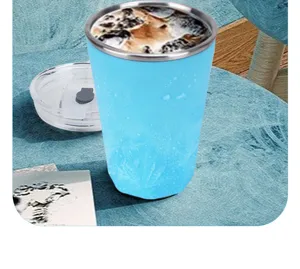 Gobelet isotherme en acier inoxydable à double paroi pour boissons glacées et bière vue détaillée