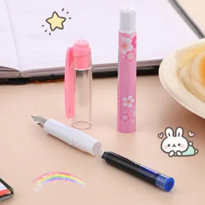 Leuke roze vulpen set met kersenbloesem motief en vervangbare inktpatroon voor studenten.
