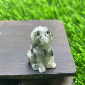 Handgeschnitzte Naturstein Welpe Figur Kristall Hund Skulptur Detailansicht Heimdeko
