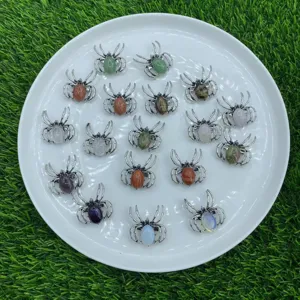 Spilla Ciondolo a Ragno in Pietra Preziosa Naturale Doppio Uso Stile Gotico Vintage Lega Intarsiata Cristallo Quarzo Ametista Occhio di Tigre Animale Insetto Gioielli per Regalo di Halloween