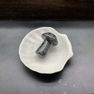 Scultura di funghi in pietra naturale minerale di cristallo 2 pollici decorazione.