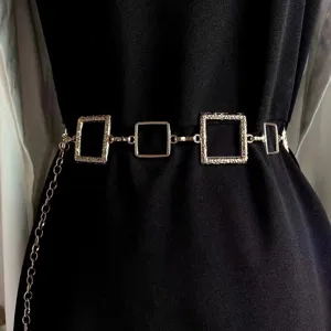 Goldene geometrische Gliederkette Gürtel für Damen, stilvolles Taillenzubehör für Kleider.