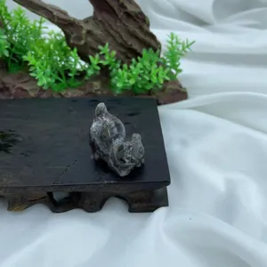 Natural stone carved cat figurine crystal cute kitty ornament small desktop crystal healing decor