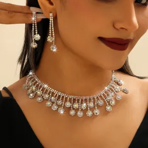 Luxus Strass Tropfen Quaste Halskette Und Ohrringe Set Kristall Legierung Schlüsselbein Kette Elegantes Schmuck Geschenk Für Damen