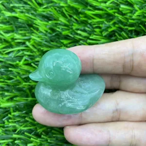 Jolie sculpture de petit canard en cristal de pierre verte, mini figurine d'animal.
