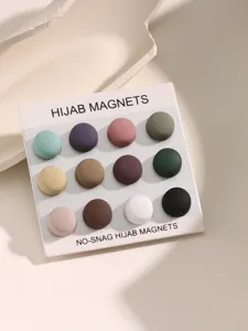 Kleurrijke ronde hijab magneten set voor stijlvolle sjaal bevestiging modieuze accessoires dagelijks.