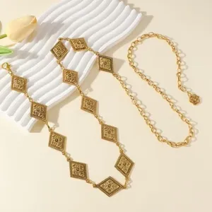 Conjunto de cadena de cintura de metal dorado con placas vintage de rombos para mujer.