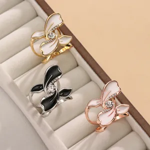 Elegant flower rhinestone scarf ring and multi-functional clothing corner buckle set