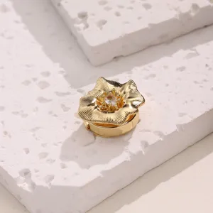 Luxury flower shaped button cover with sparkling zirconia stone detail for men and women shirts.