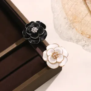 Gemelli per Camicia a Fiore di Camelia con Strass e Perla Artificiale Accessori Decorativi per Abiti da Donna e Uomo