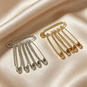 Exquisite rhinestone safety pin brooch set, stylish anti-glare waist tightening clip for women.