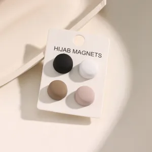Magnetische hijab spelden set ronde sterke magneten voor sjaals in vier mooie kleuren.