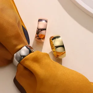 Anillo para bufanda de acero titanio anillo liso simple joyería de moda vista principal