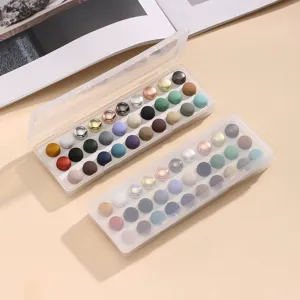 Doos set van sterke magnetische hijab spelden met kleurrijke knopen voor dagelijks gebruik.