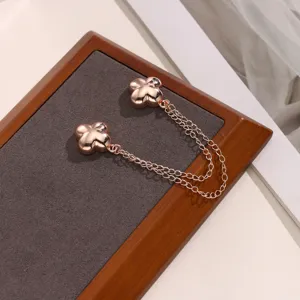 Rose gold four-leaf clover magnetic clothing clip with double chain waist tightening buckle