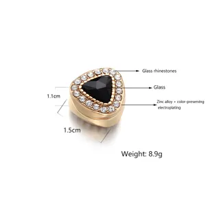 Triangular magnetic scarf buckle featuring sparkling glass rhinestones and alloy base.